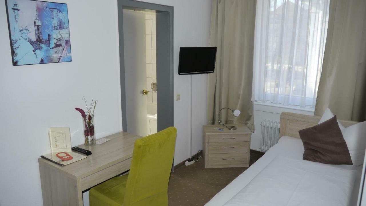 Parkhotel Villingen Und Boardingzimmer Esterno foto